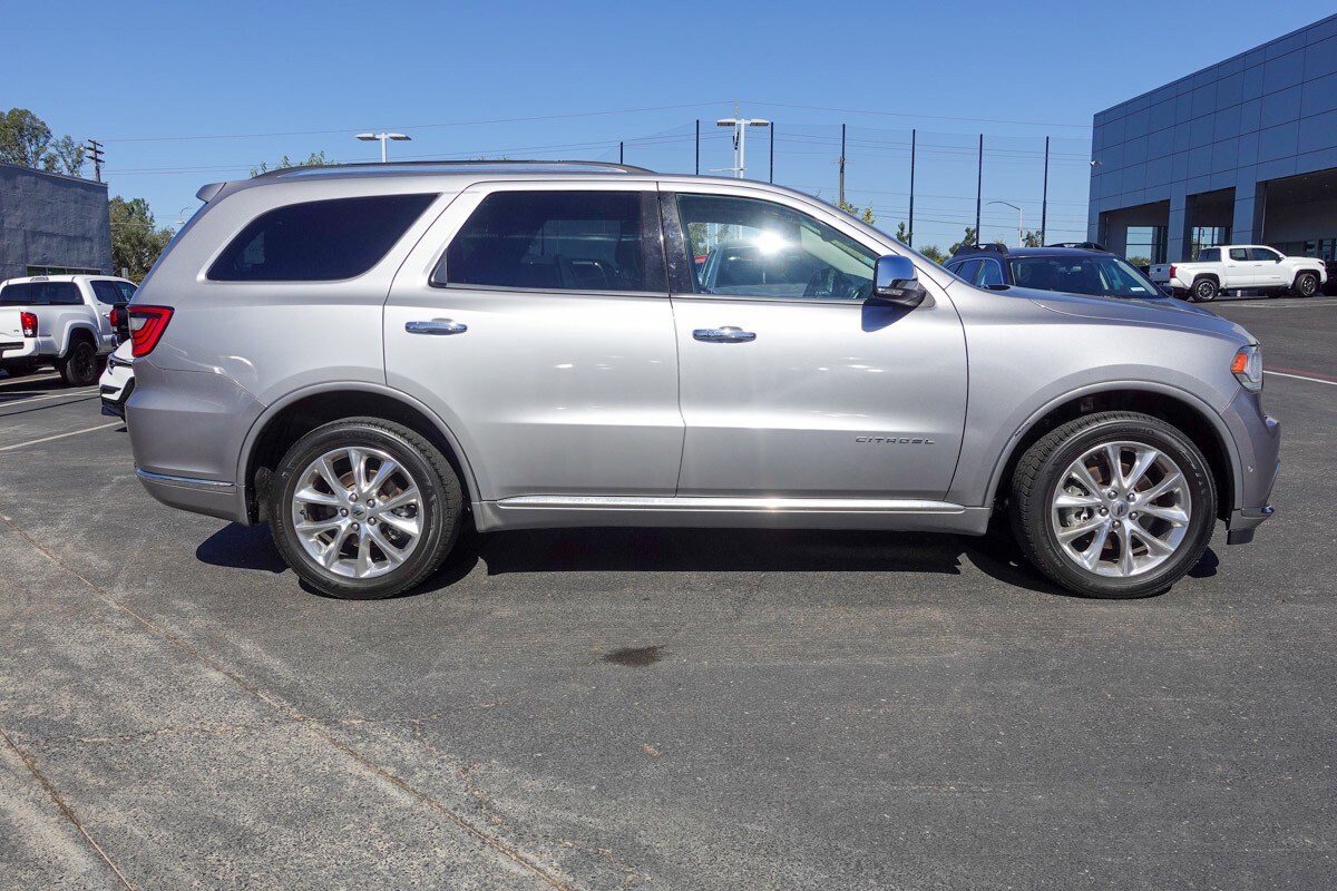 2020 Dodge Durango Citadel photo 2