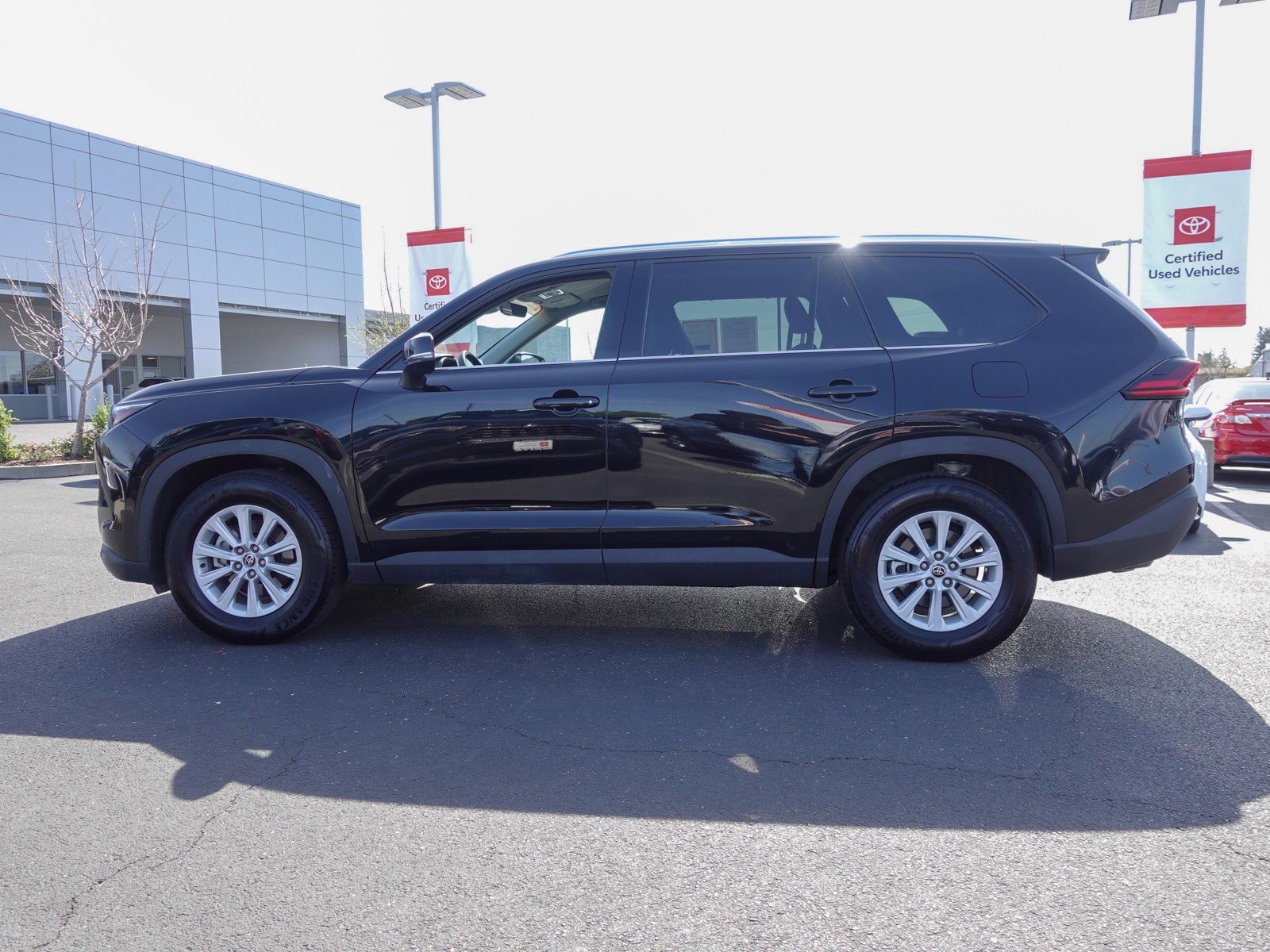 2025 Toyota Grand Highlander XLE photo 6