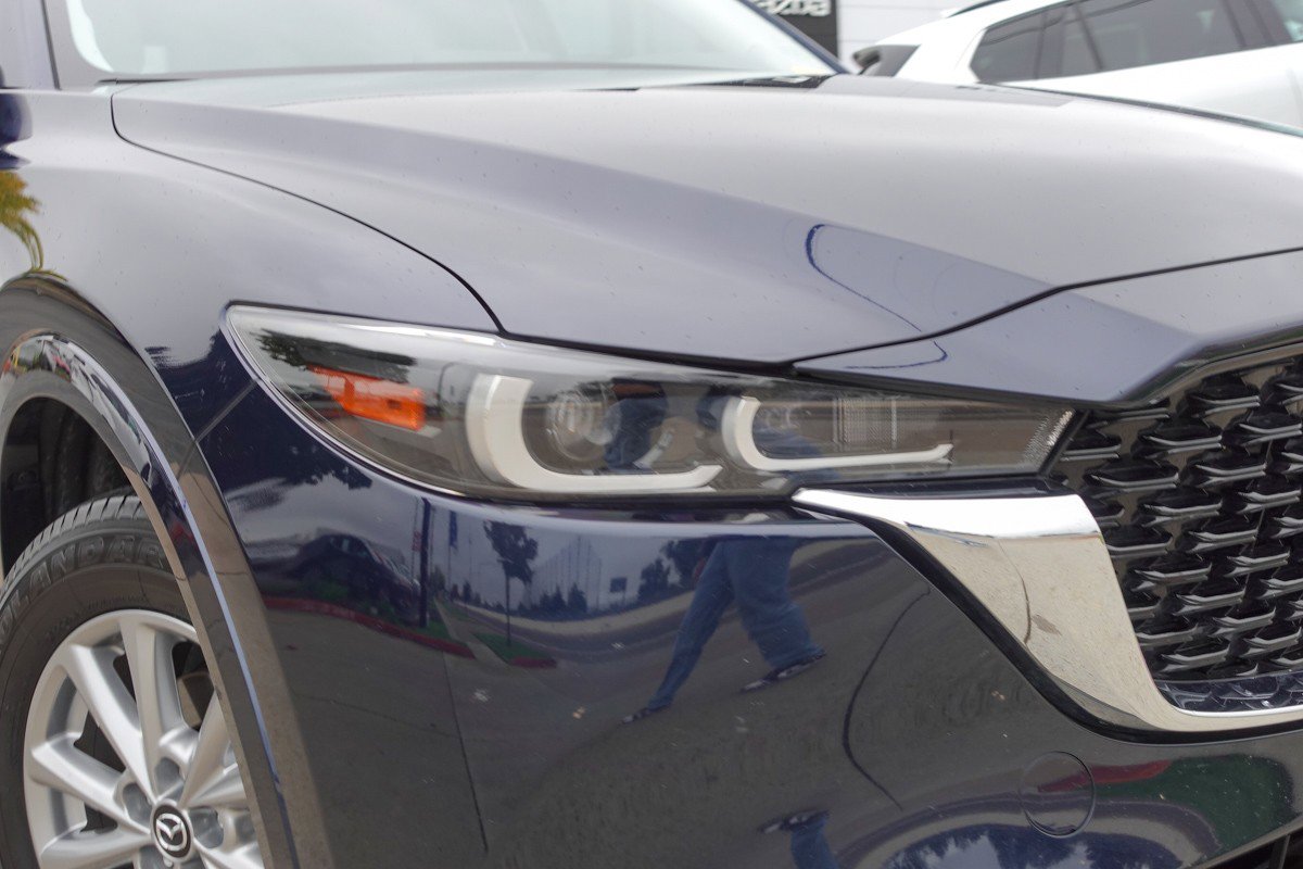 2025 Mazda CX-5 2.5 S Preferred photo 3