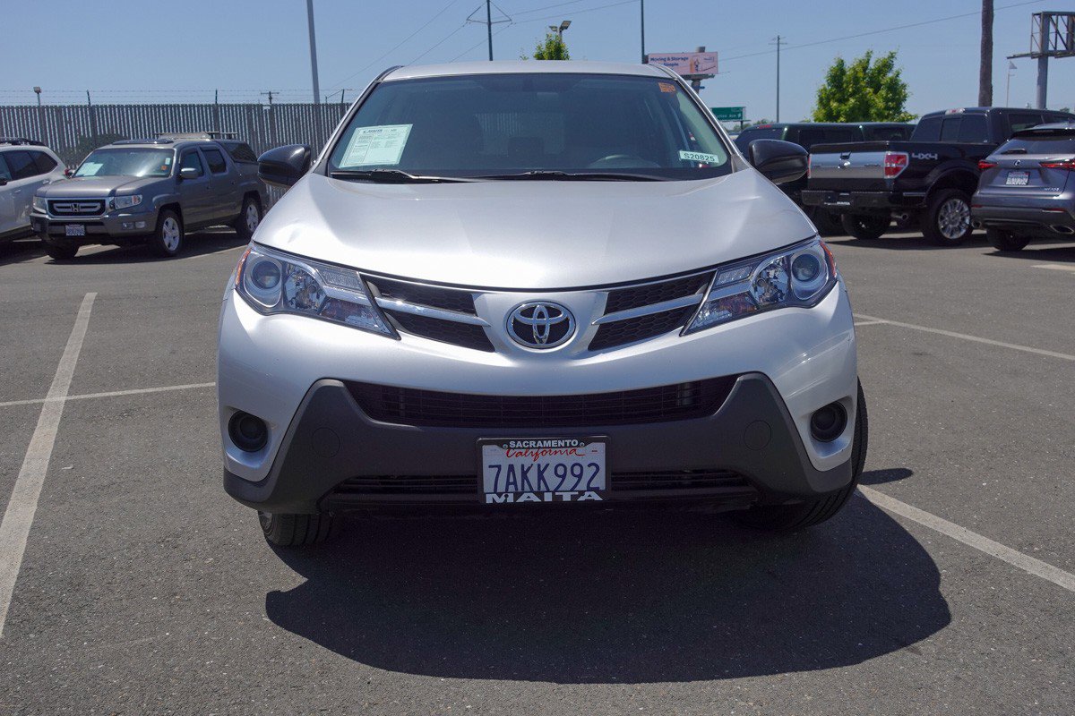 Used 2013 Toyota RAV4 LE with VIN 2T3BFREV1DW012918 for sale in Sacramento, CA