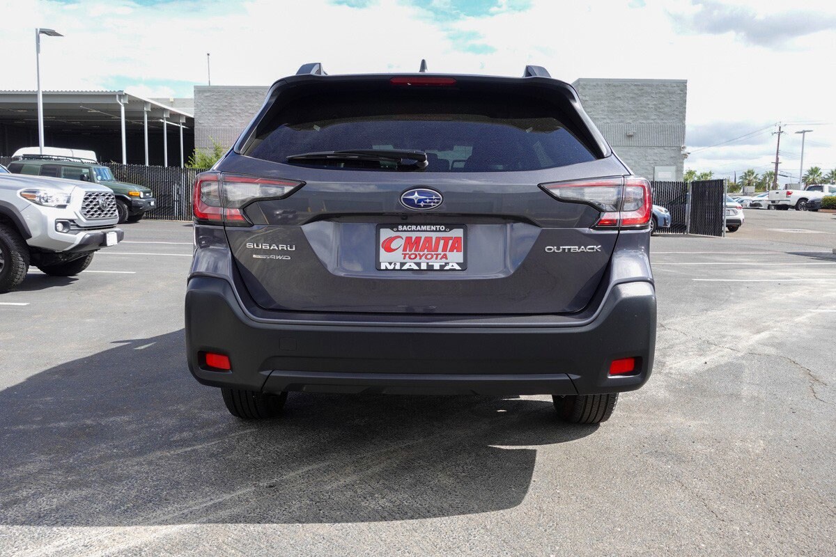 2023 Subaru Outback Premium photo 4