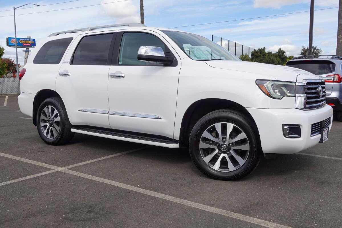 2019 Toyota Sequoia Limited photo 3