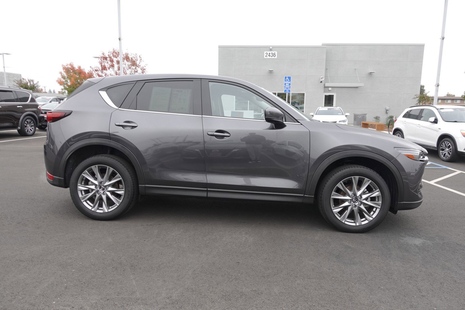 2021 Mazda CX-5 Grand Touring photo 2