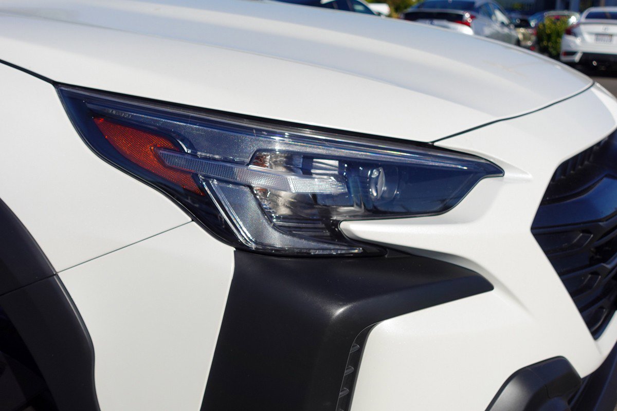 2025 Subaru Outback Onyx Edition photo 2