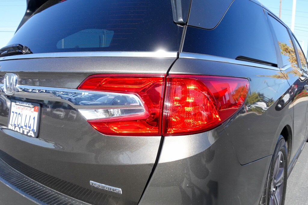 Used 2018 Honda Odyssey Touring Touring Auto