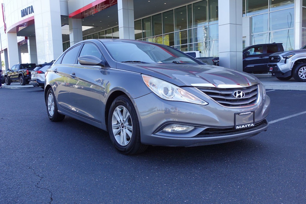Used 2013 Hyundai Sonata GLS PZEV Sedan