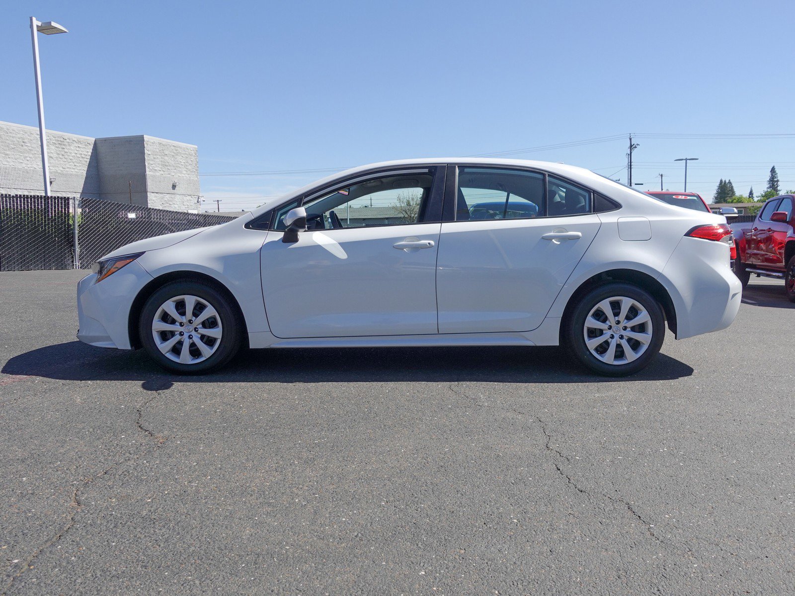 2024 Toyota Corolla LE photo 6