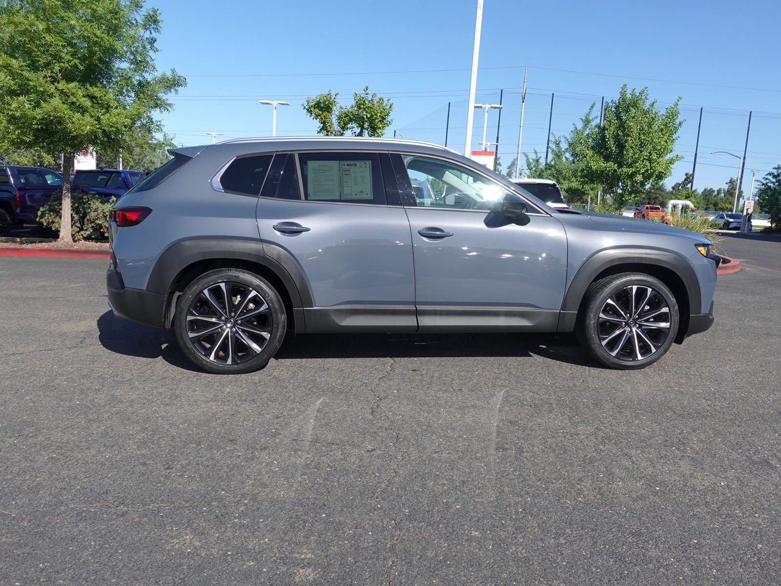 2023 Mazda CX-50 2.5 Turbo Premium Plus Package photo 2