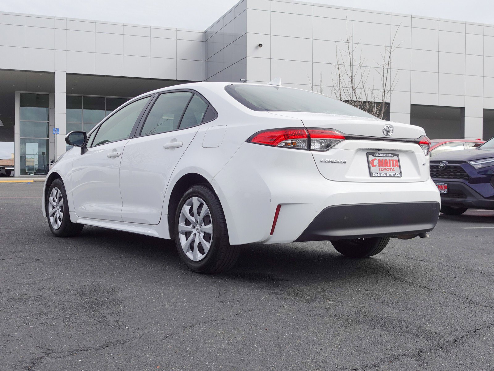 2024 Toyota Corolla LE photo 5