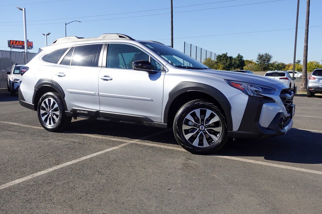 Used 2025 Subaru Outback Limited Limited AWD