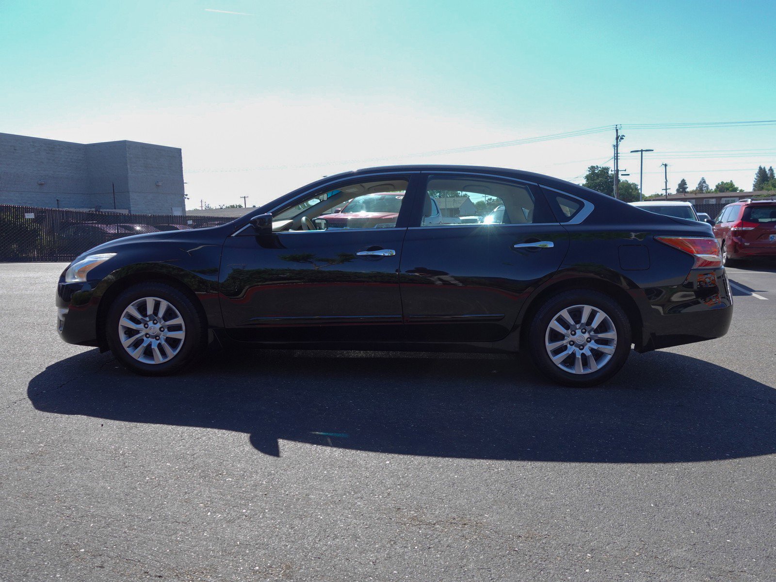 2014 Nissan Altima 2.5 S photo 6