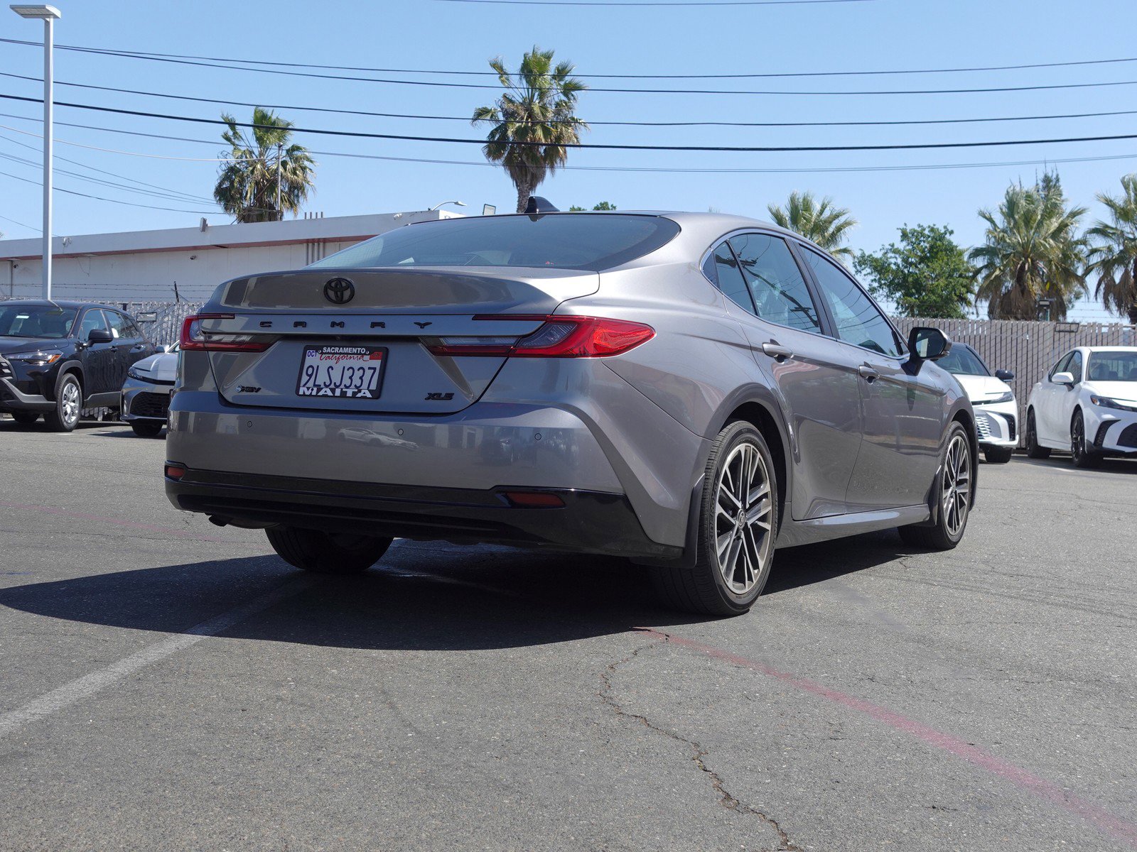 2025 Toyota Camry XLE photo 3