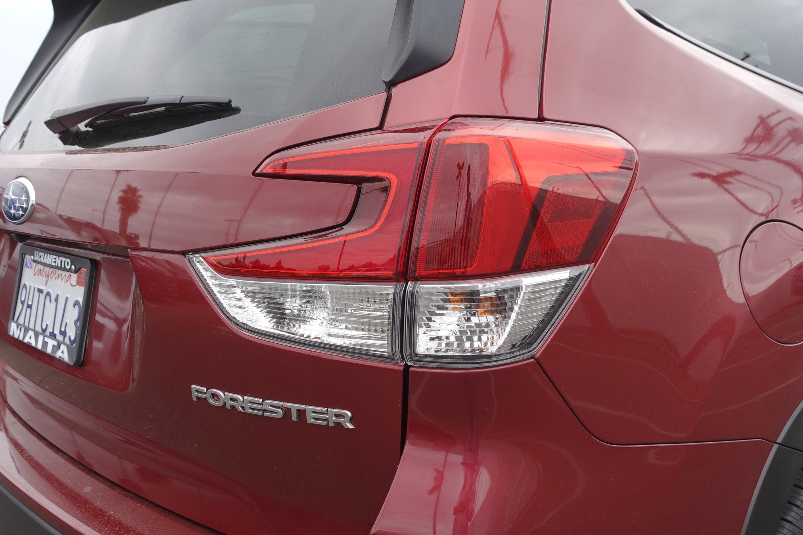 2023 Subaru Forester Premium photo 4