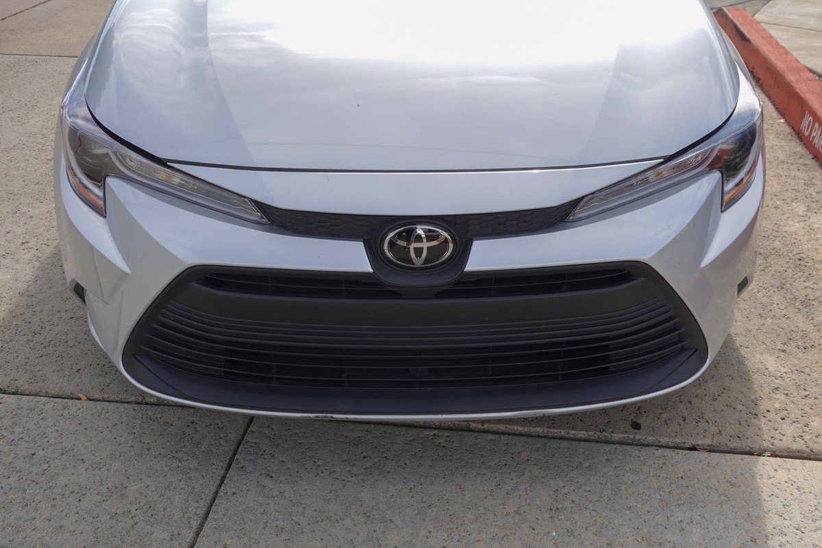 2024 Toyota Corolla LE photo 2
