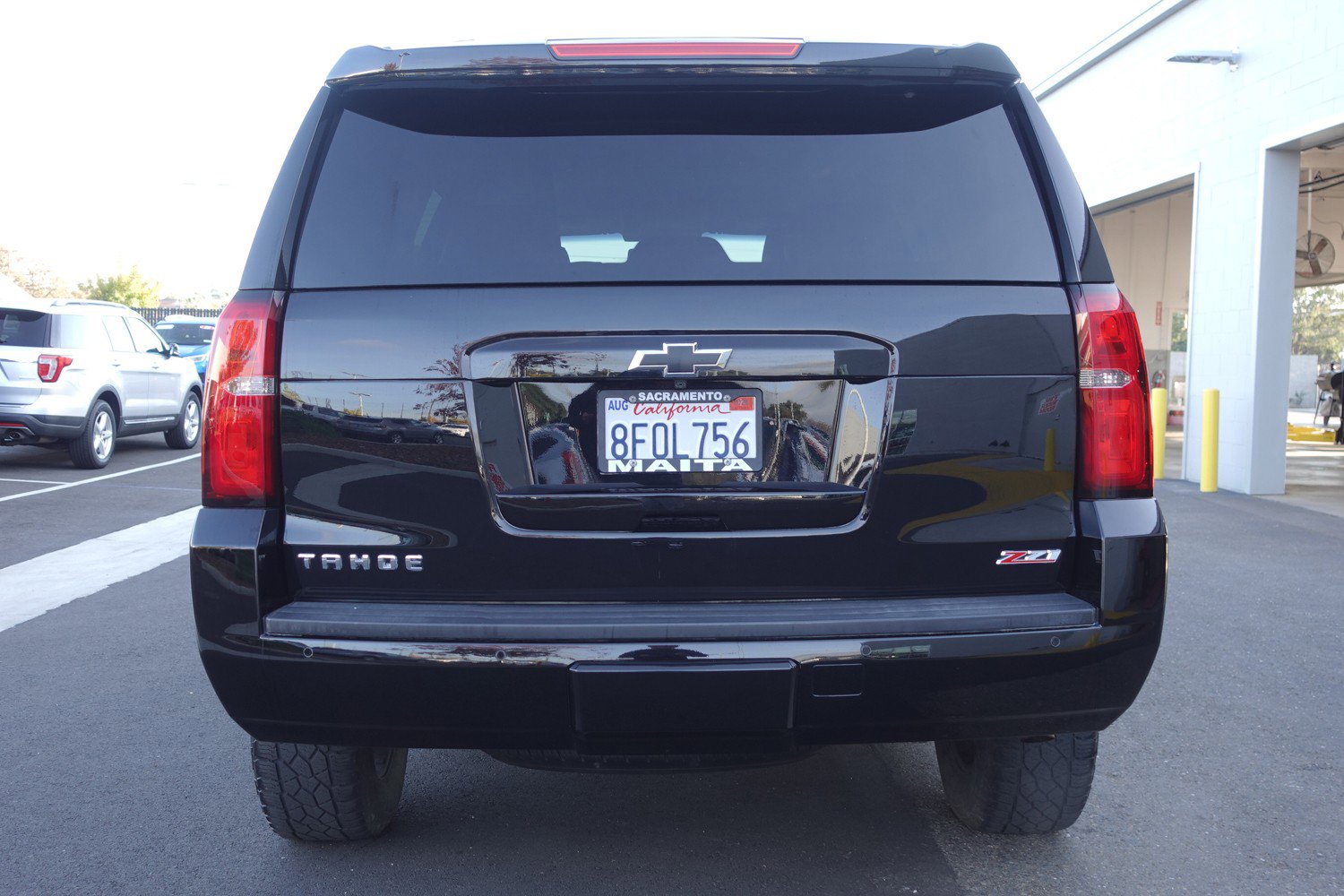 2018 Chevrolet Tahoe LT photo 4