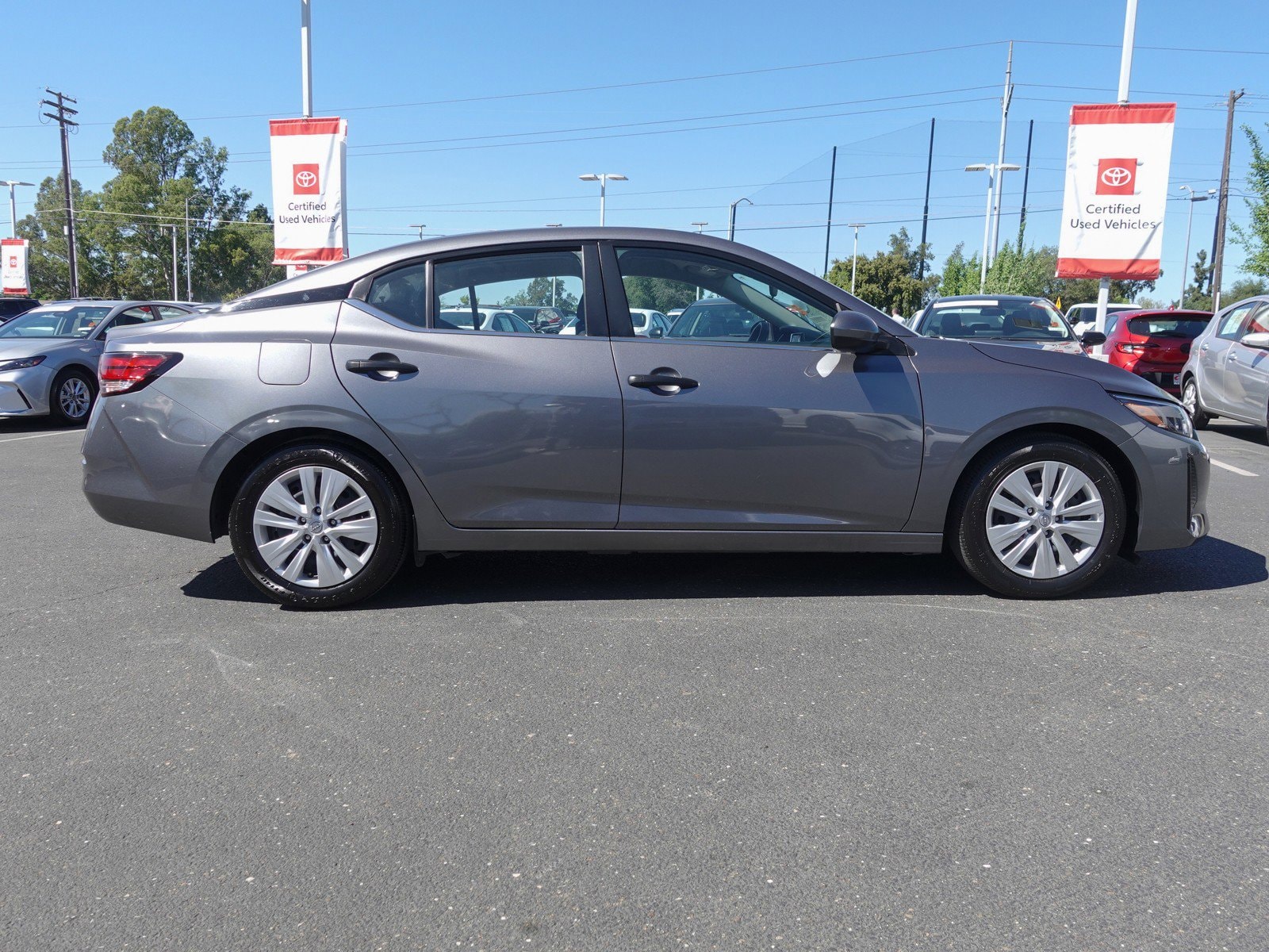 2024 Nissan Sentra S photo 2