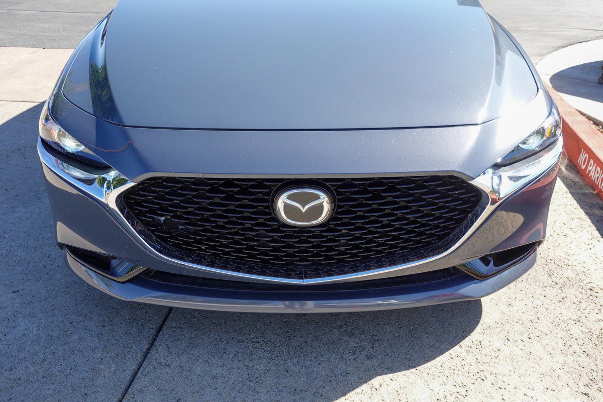 2024 Mazda Mazda3 2.5 s Carbon photo 2