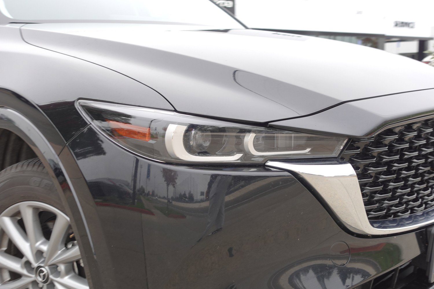 2025 Mazda CX-5 2.5 S Preferred photo 3