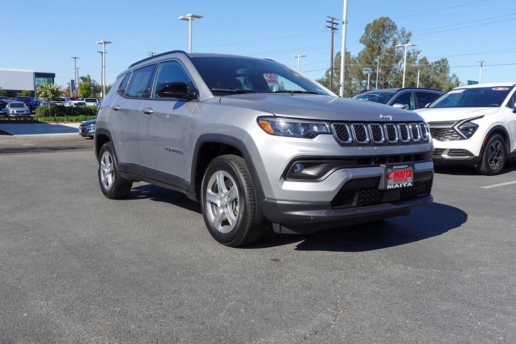 Used 2024 Jeep Compass Latitude Latitude 4x4
