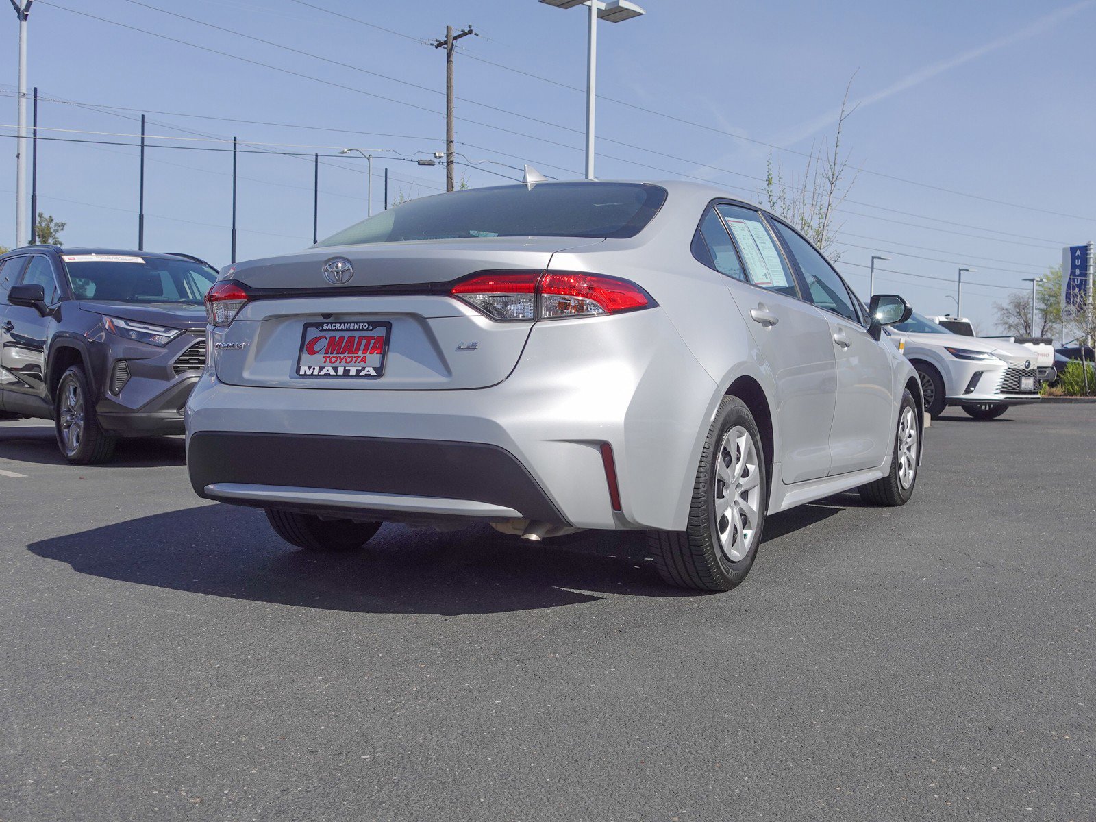2020 Toyota Corolla LE photo 3