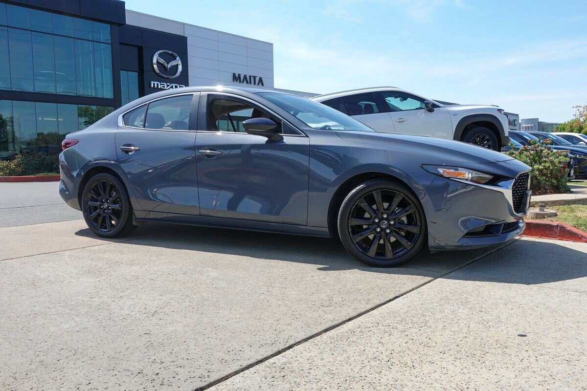 2024 Mazda Mazda3 2.5 s Carbon photo 4