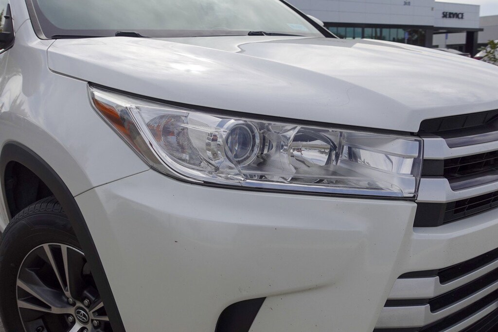 Used 2019 Toyota Highlander LE LE I4 FWD