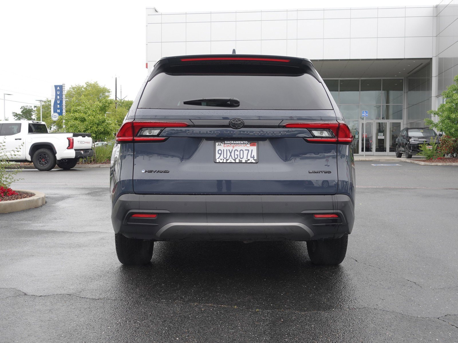 2025 Toyota Grand Highlander Hybrid Limited photo 4