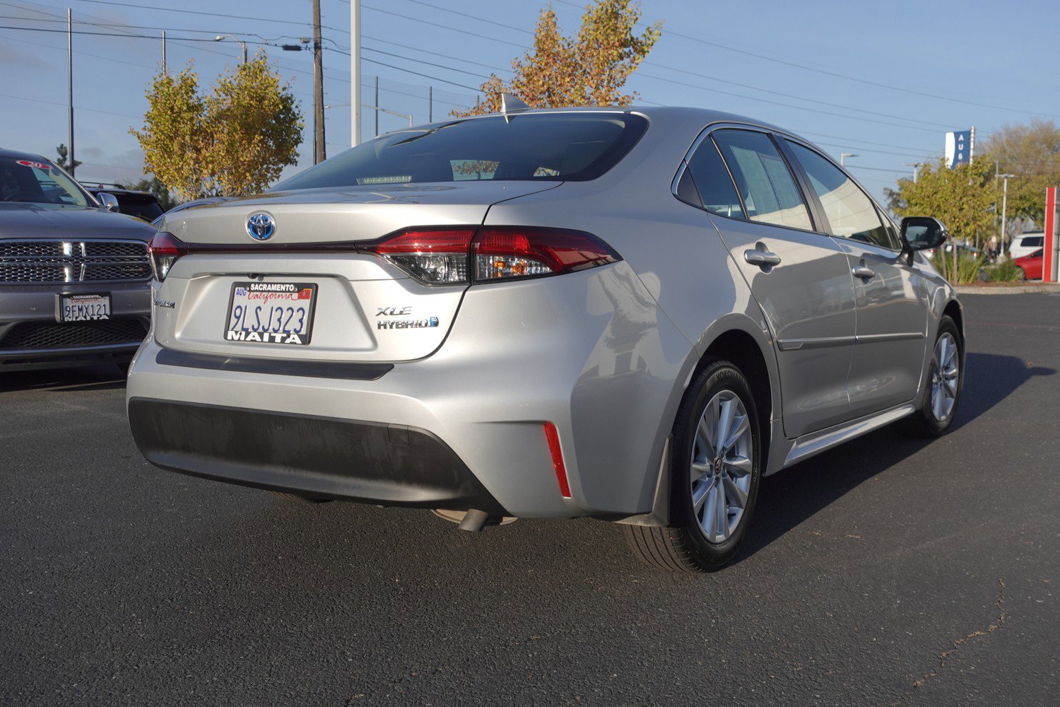 2024 Toyota Corolla Hybrid XLE photo 2