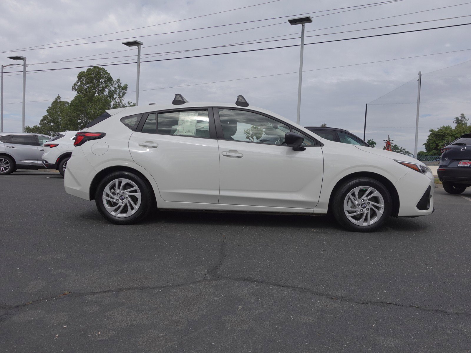 2025 Subaru Impreza photo 2