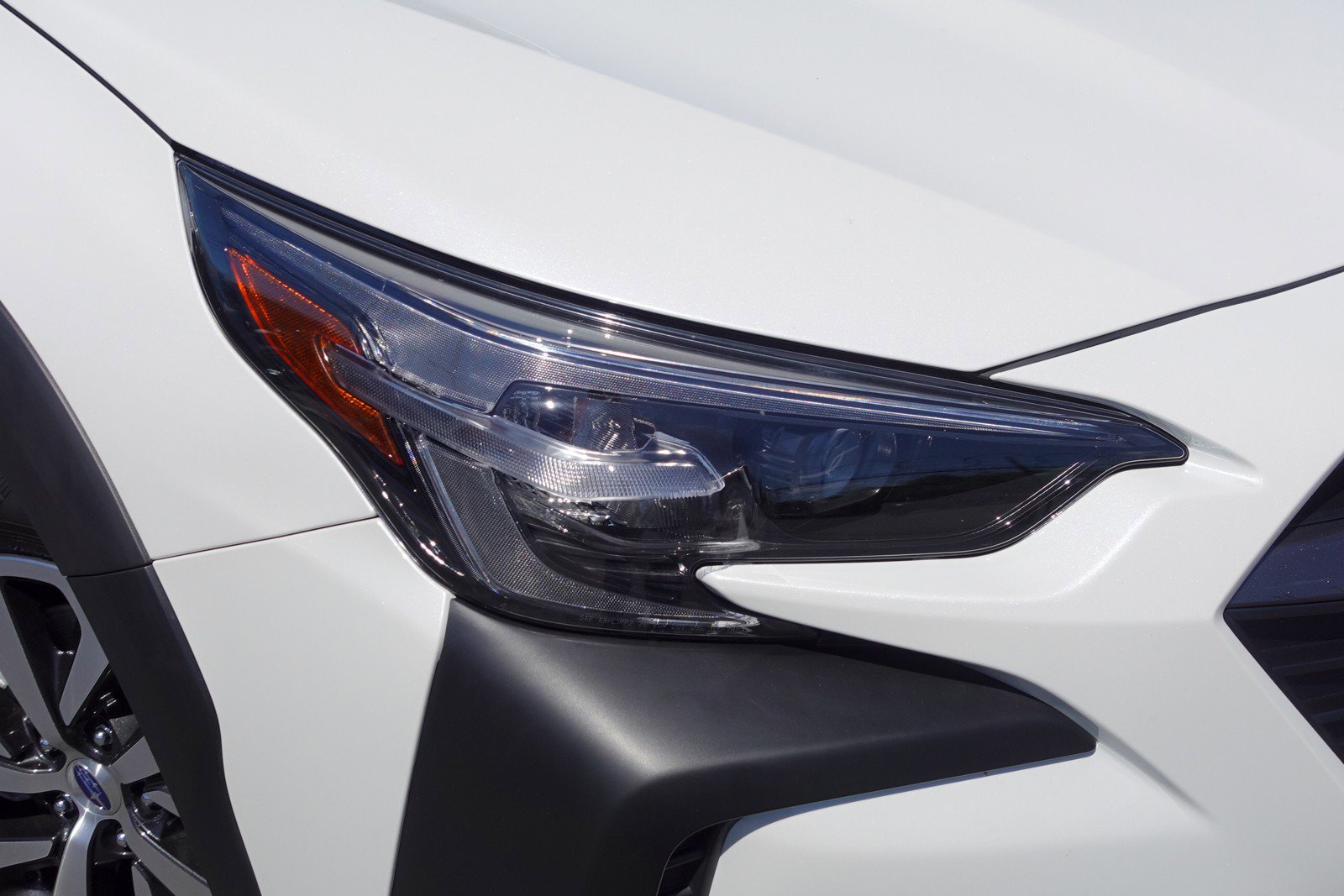 2025 Subaru Outback 2.5i photo 2