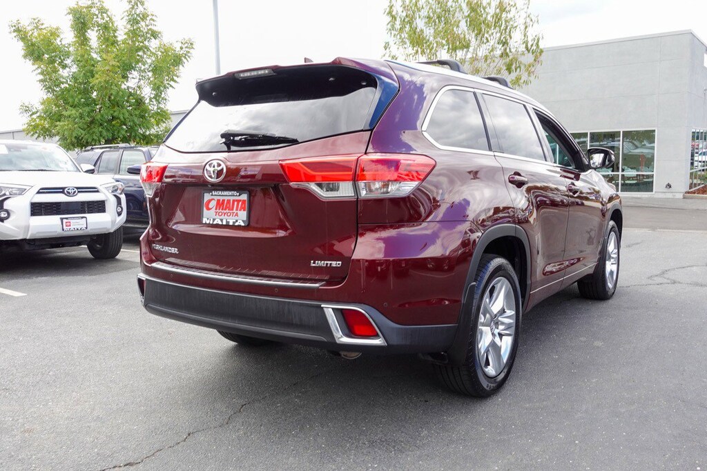 Used 2018 Toyota Highlander Limited Limited V6 FWD
