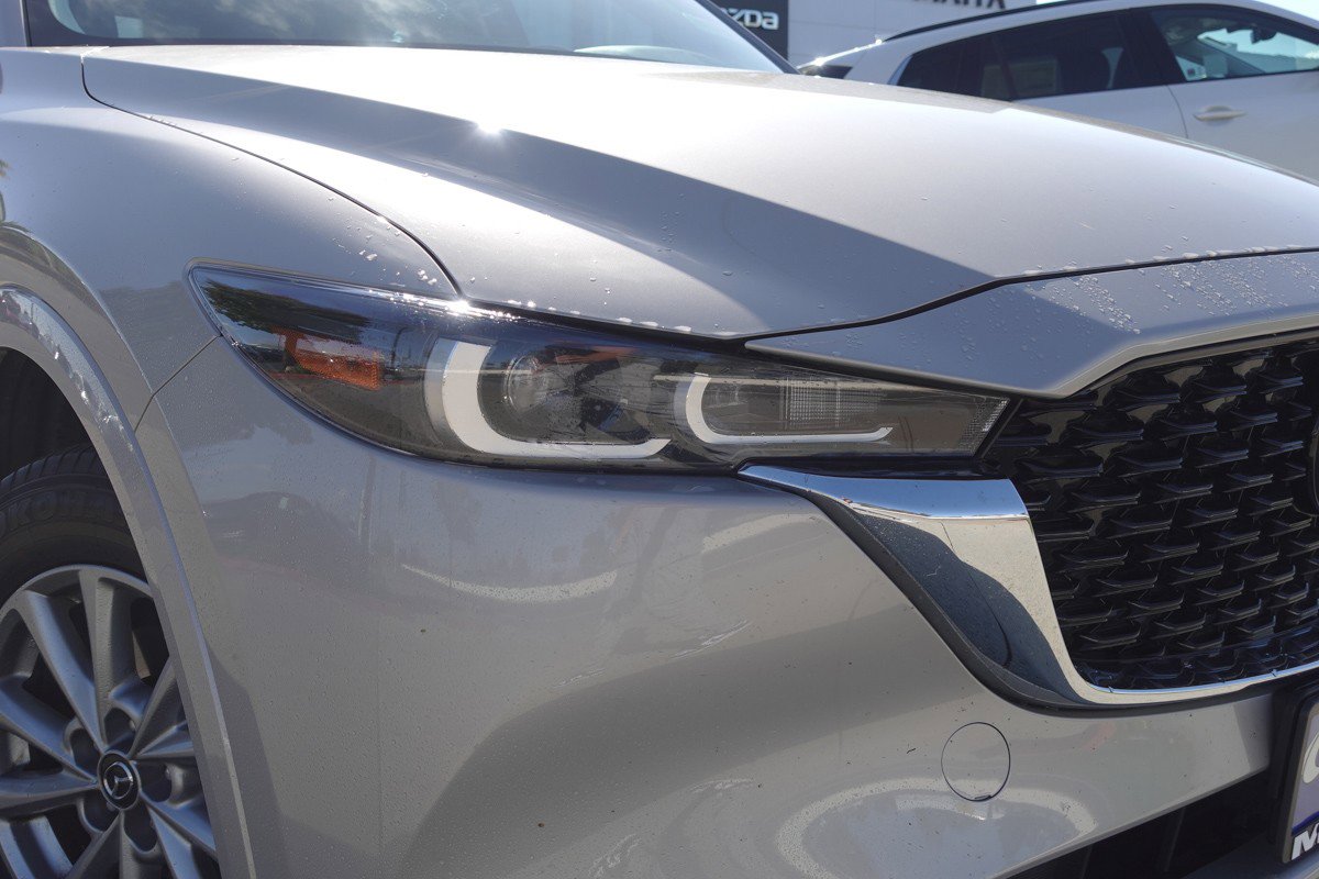 2025 Mazda CX-5 2.5 S Preferred photo 3