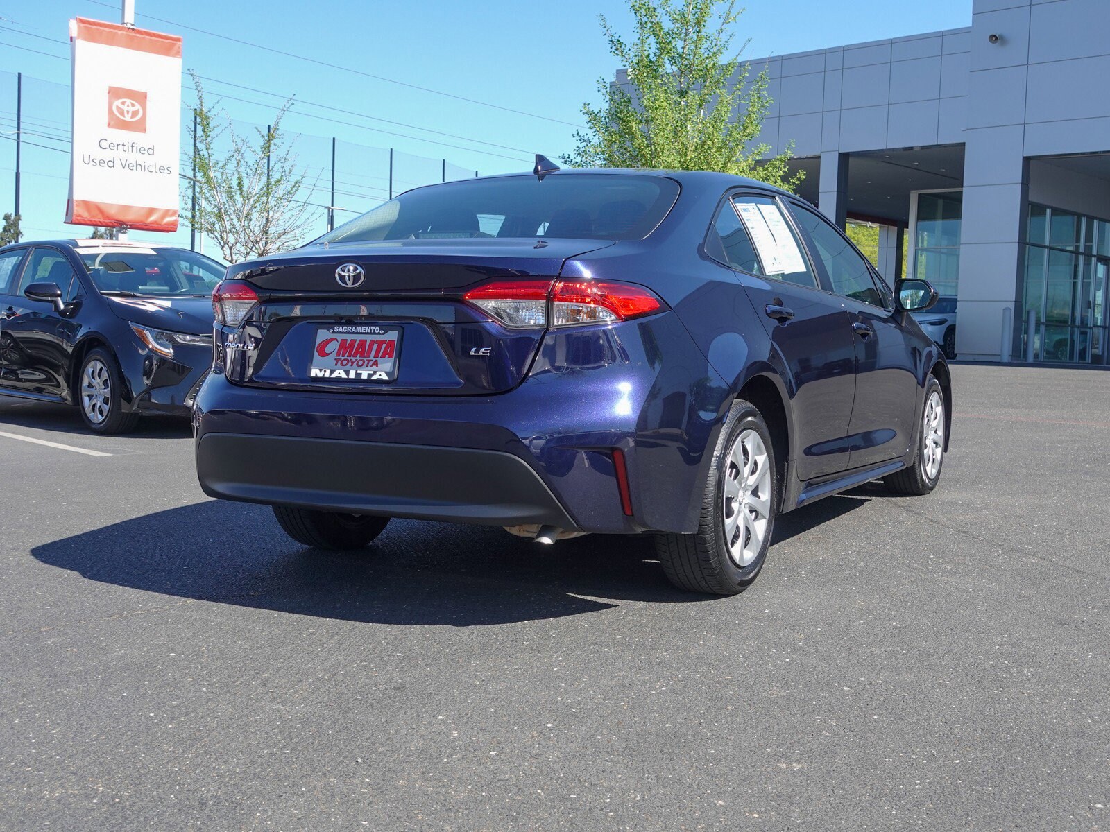 2024 Toyota Corolla LE photo 3