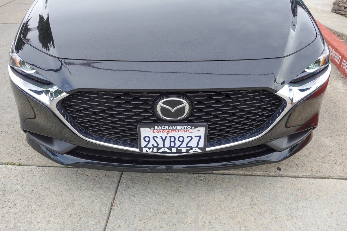 2025 Mazda Mazda3 Sedan 2.5 Select Sport photo 2