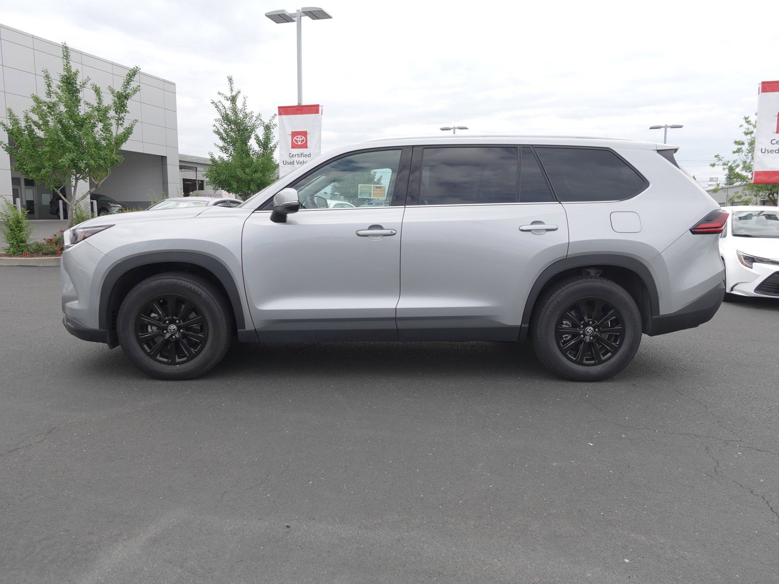 2025 Toyota Grand Highlander XLE photo 6