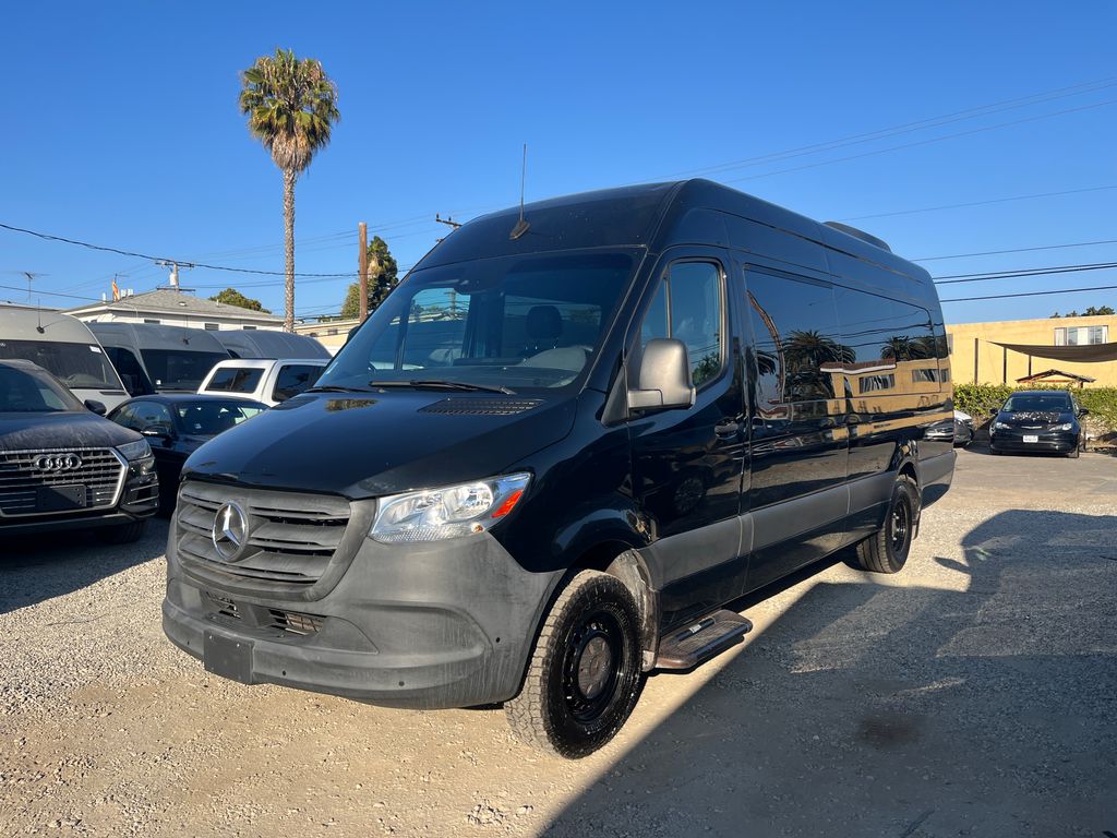 2021 Mercedes-Benz Sprinter 3500 170 Ext WB 2.0D High Roof's photo