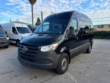 2024 Mercedes-Benz Sprinter 2500 Passenger 144 WB Minivan/Van