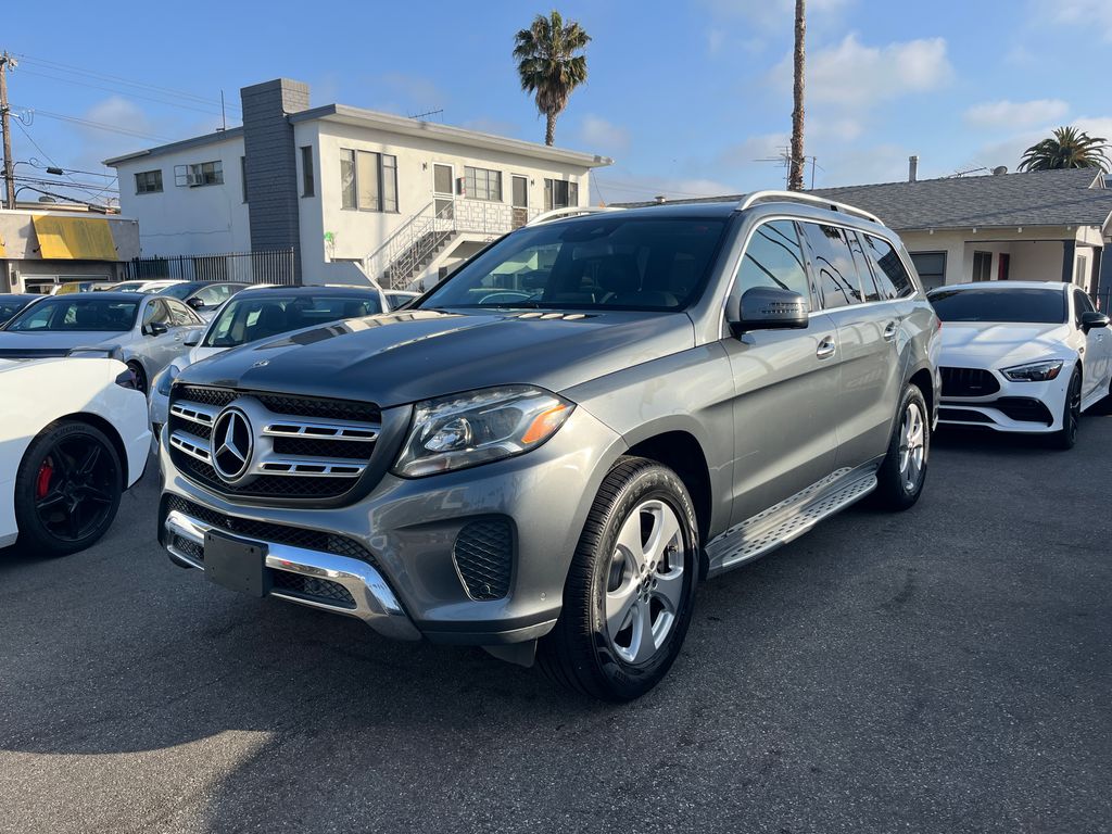 2019 Mercedes-Benz GLS GLS450's photo