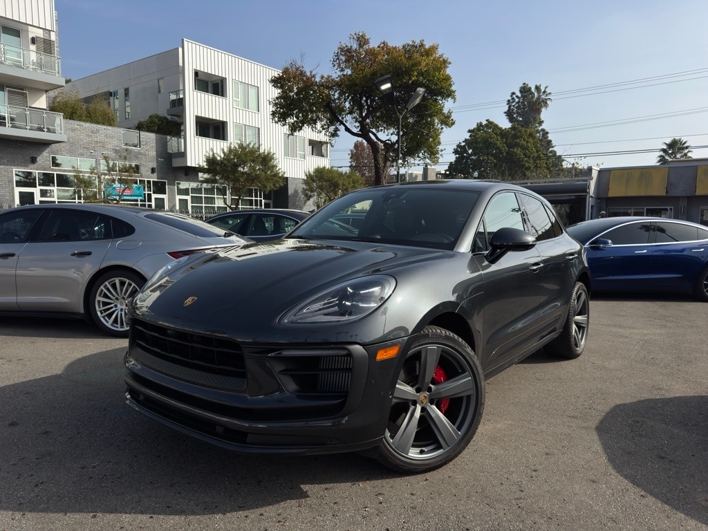 2022 Porsche Macan S