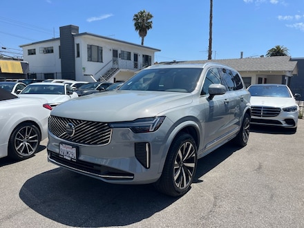 2025 Volvo XC90 B5 Core SUV