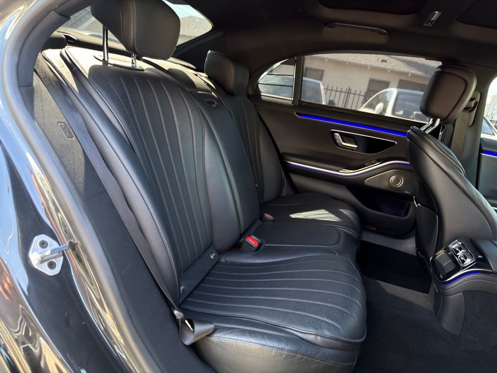 2022 Mercedes-Benz S-Class S 500 - Photo 30