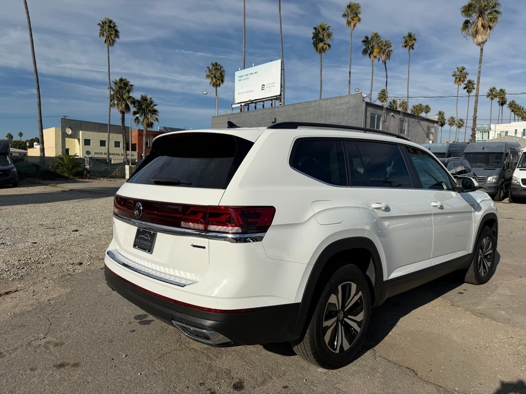 Used 2025 Volkswagen Atlas 2.0T SE SUV