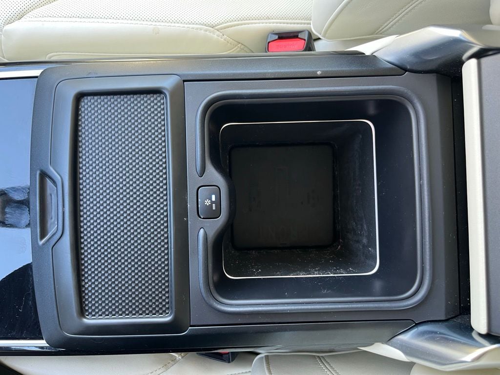 2023 Land Rover Range Rover SE - Photo 32