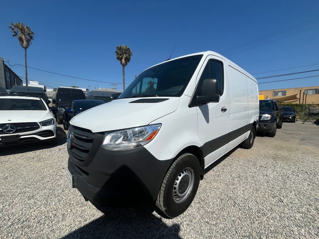 2023 Mercedes-Benz Sprinter 2500 Gas 144 WB's photo