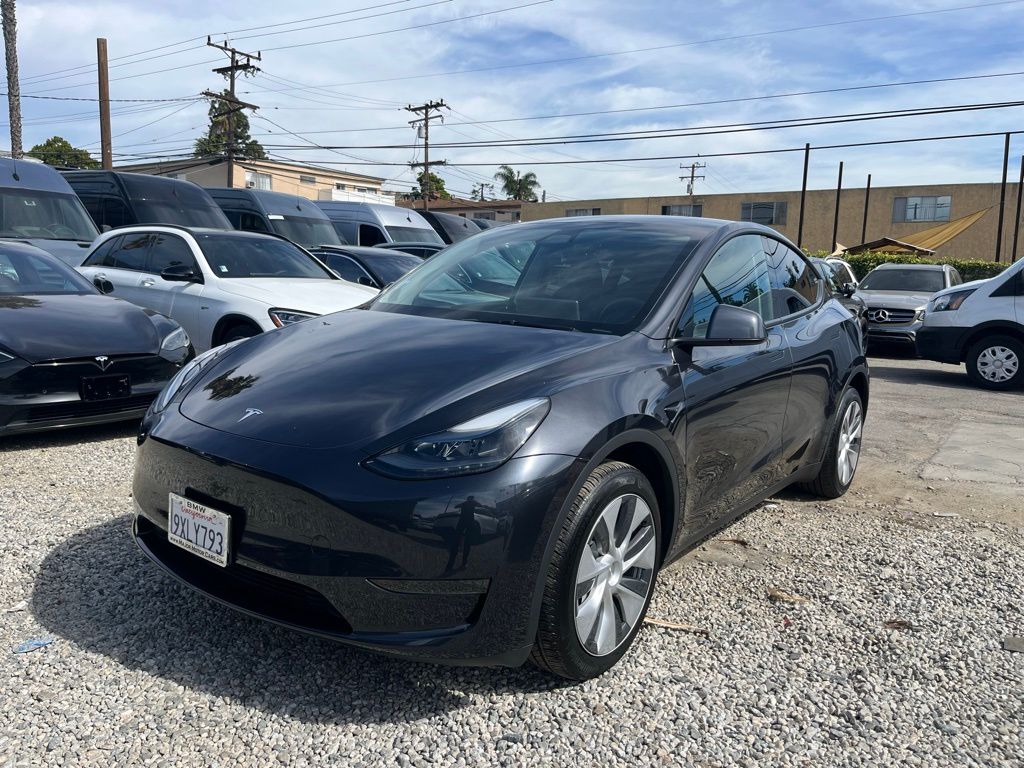 2024 Tesla Model Y Long Range