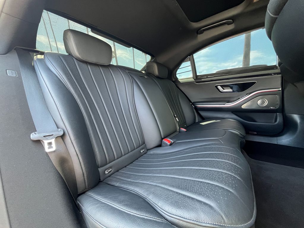 2022 Mercedes-Benz S-Class S 500 - Photo 19