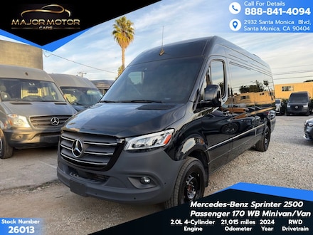 2024 Mercedes-Benz Sprinter 2500 Passenger 170 WB Minivan/Van