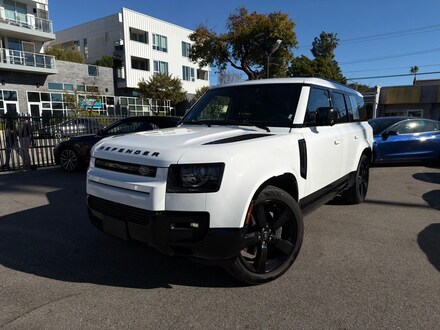 2024 Land Rover Defender 130 X-Dynamic SE SUV