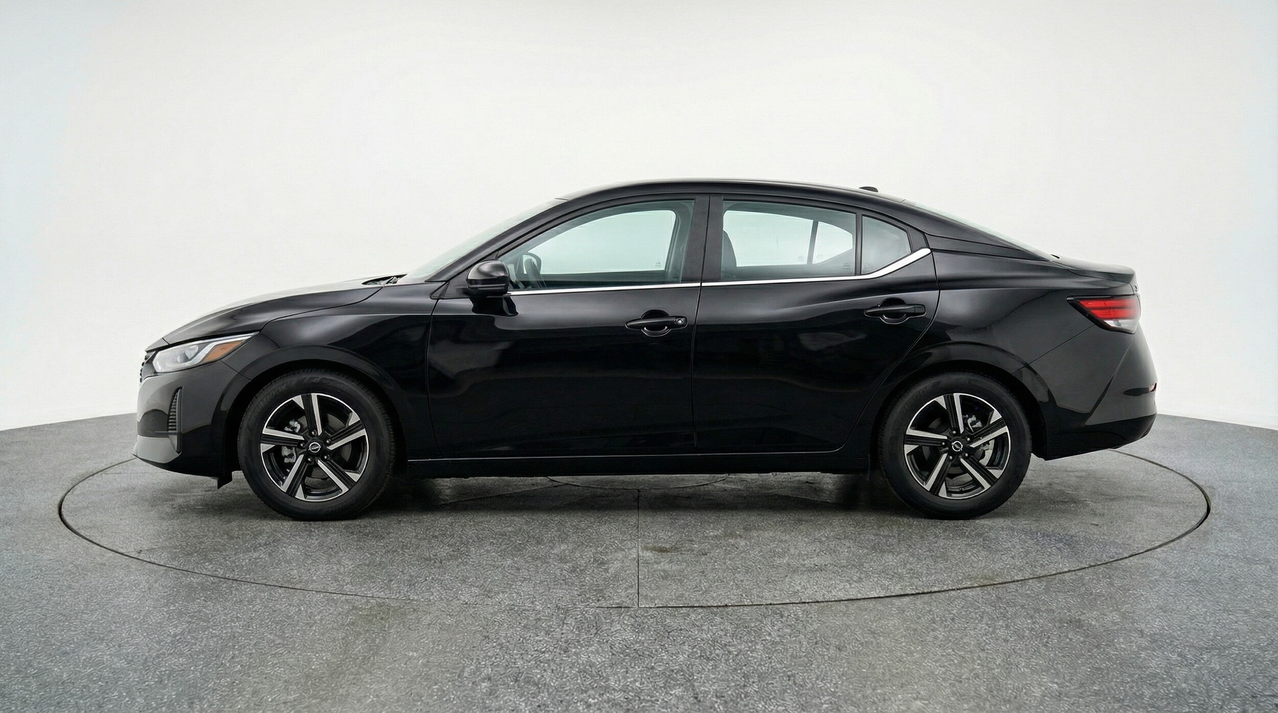 Thumbnail: 2025 Nissan Sentra - 4