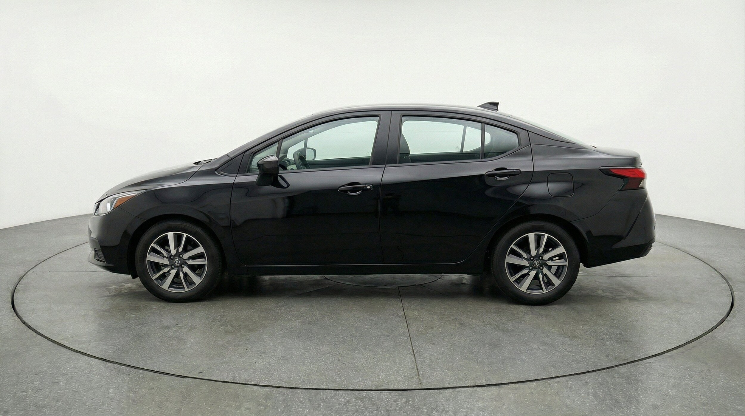 Thumbnail: 2025 Nissan Versa - 5